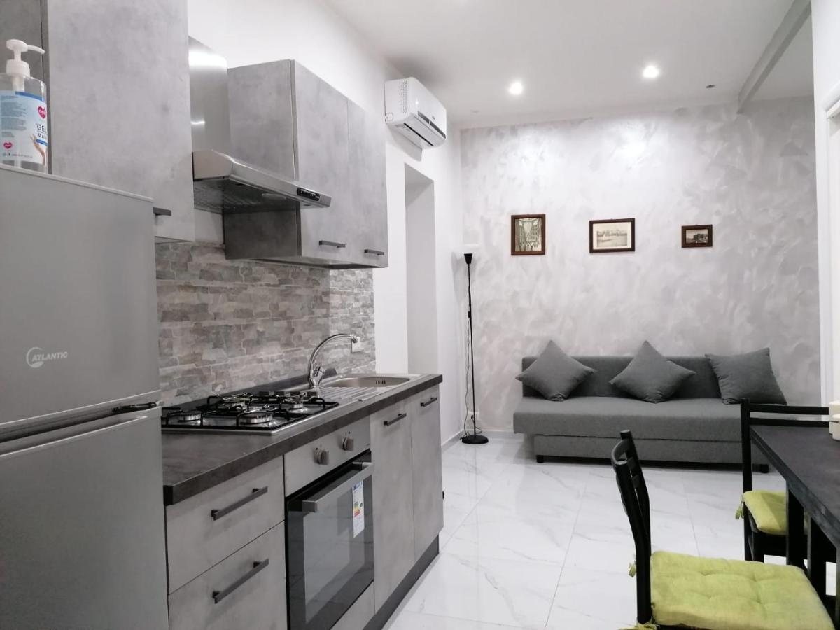 Вилла Centro Storico Casa Elegante Per Famiglia Неаполь Экстерьер фото
